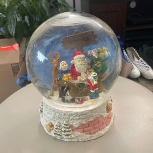 Unbranded Santa Sleigh North Pole Musical Light Up Snow Globe Multicolor Good
